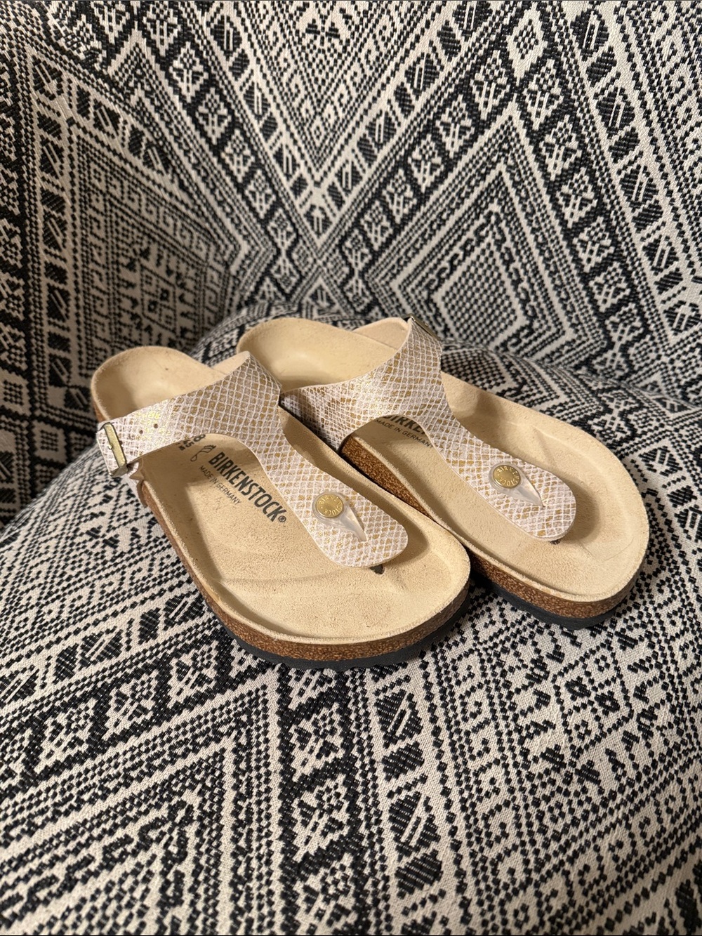 Birkenstock Gizeh Snake-Print Thong Sandals in Light Beige with Gold Buckle - Picture 3 of 4